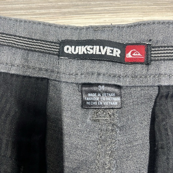 Quicksilver gray shorts size 34 - Picture 5 of 7